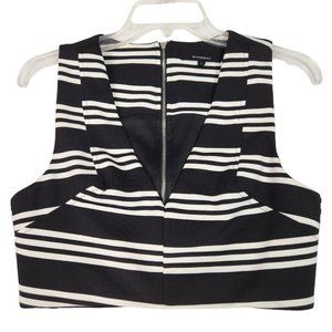 Olivaceous Womens Crop Top Size L Black White Stripe Sleeveless Zip Back Stretch